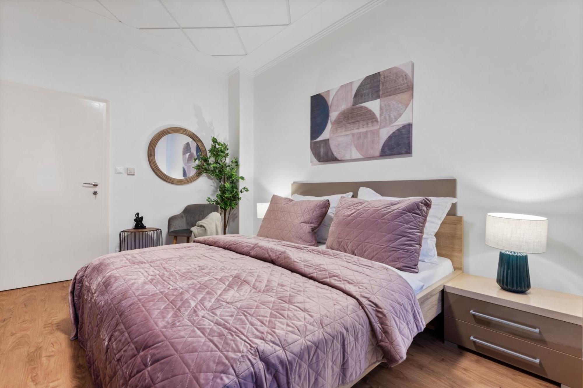 Luxe Living At Old Town Center Διαμέρισμα Μπρατισλάβα Εξωτερικό φωτογραφία
